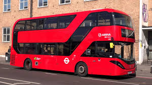 اتوبوس و مترو لندن,حمل و نقل در لندن,اتوبوس لندن,مترو لندن,اتوبوس دو طبقه لندن,اتوبوس های دو طبقه ای قرمز لندن,لندن